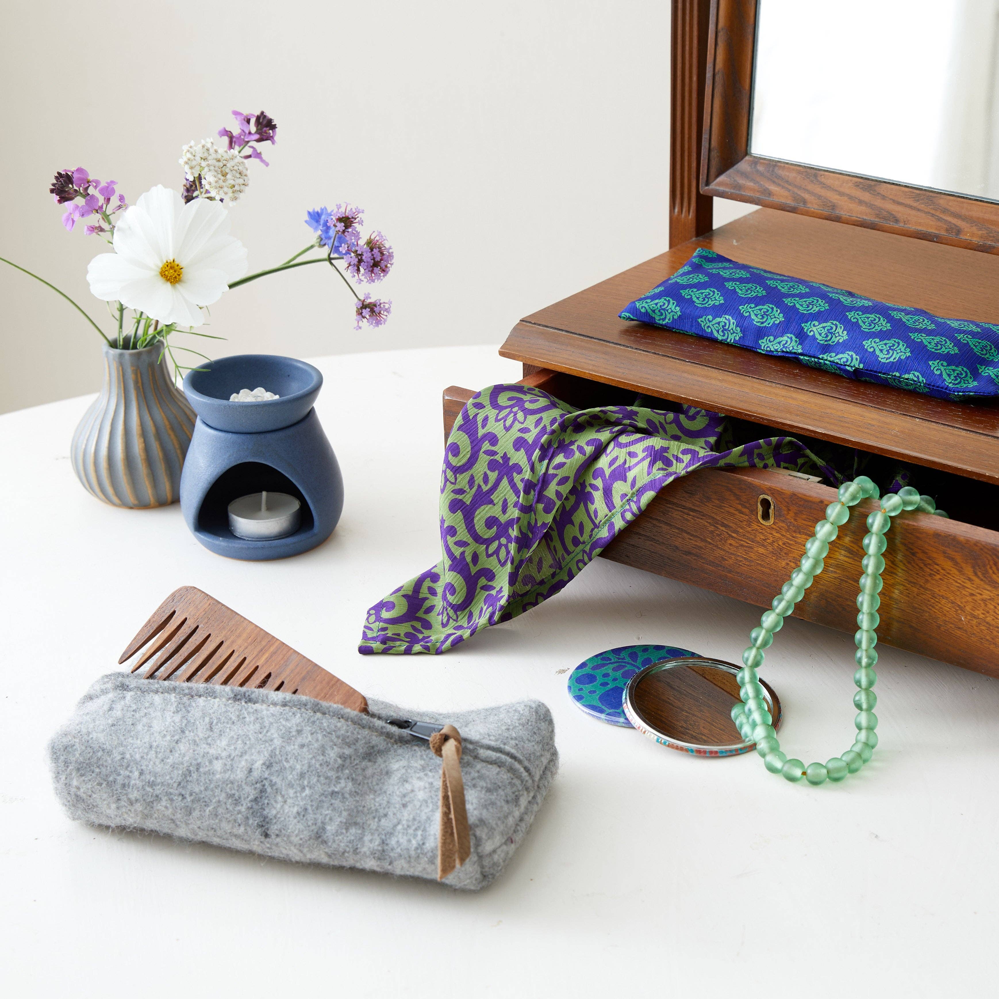 SUNU Stoneware Essential Oil Burner: Ocean Blue