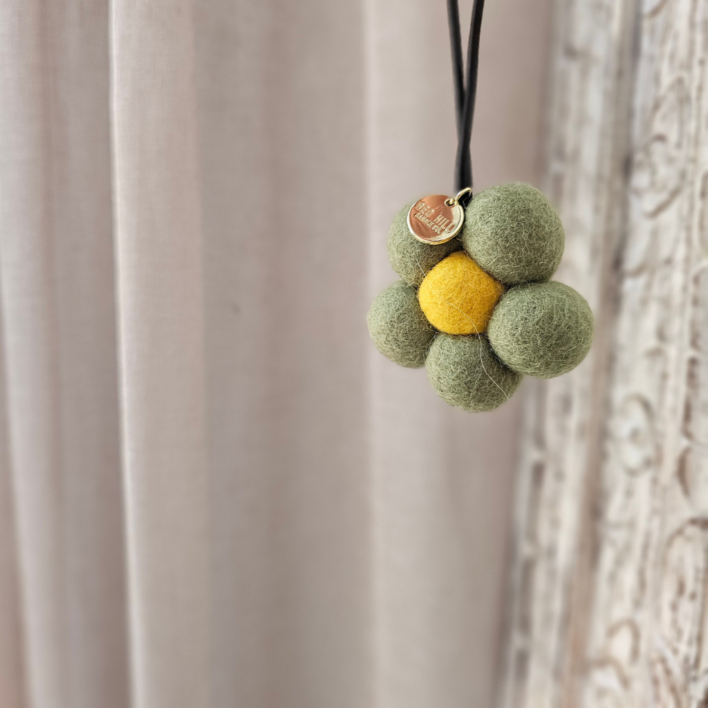 Persian Lime & Lemongrass Felt Flower Air Freshener: Pink